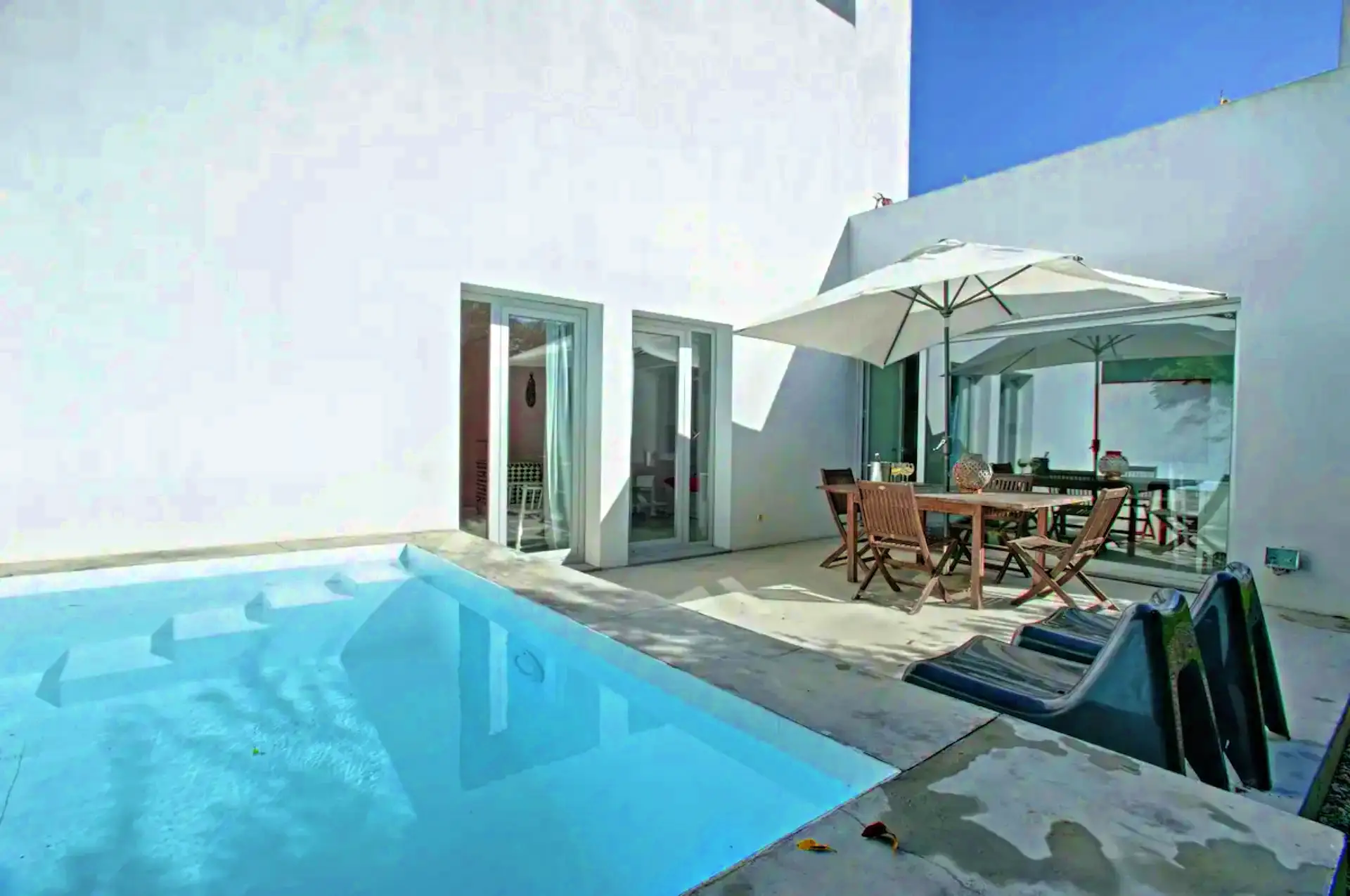 melros place a sua casa no meco